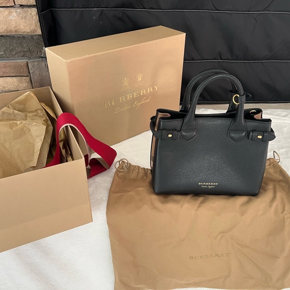 Burberry Handbags - Burberry Small black banner bag tote black